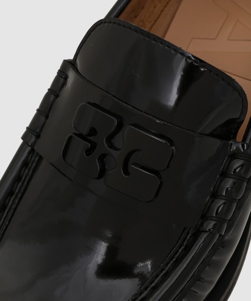 GANNI（ガニー）の「Butterfly Mid Heel Loafer Patent（ローファー・レディース・ブラック・38/37/36）」の6枚目の写真