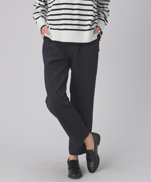 GLACIER lusso(グラシアルッソ)の「【抗菌防臭】テーパードパンツ(スラックス・レディース・チャコール/ネイビー/ベージュ/ブラック・S/M/L/LL)」の4枚目の写真