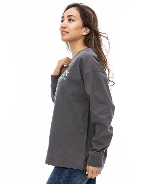 BILLABONG（ビラボン）の「BILLABONG レディース ADIV LOGO WARM LS TE ロンＴ 【2024年秋冬モデル】/ビラボンバックプリント長袖ロンT（Tシャツ/カットソー・レディース・ライトブルー/ホワイト系その他/スミクロ・MEDIUM/LARGE）」の4枚目の写真