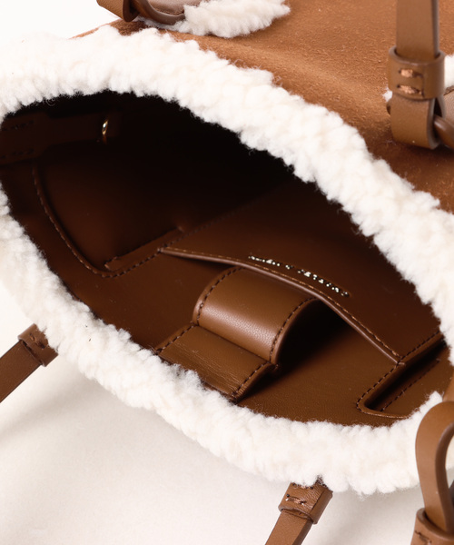 CHARLES & KEITH（チャールズ & キース）の「Noelle ノエル