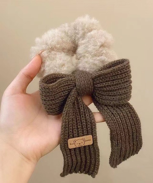 VIBGYOR Women（ヴィブジョー　ウィメン）の「【urge select】ニットリボン×ファーシュシュ（シュシュ・レディース・ブラウン/ブルー/カーキ/アイボリー/ダークブラウン/ピンク・FREE）」の7枚目の写真