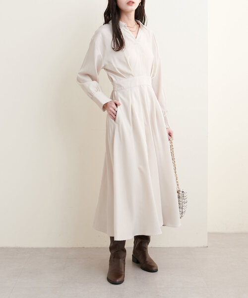 natural couture(ナチュラルクチュール)の「スキッパー衿ワンピース(ワンピース・レディース・ライトベージュ/ブラック/ブルー/チャコールグレー/ピンク/その他1・FREE)」の19枚目の写真