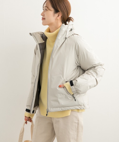 NANGA（ナンガ）の「『別注』NANGA×DOORS　AURORA TEX DOWN PARKA（ダウンジャケット/コート・レディース・アイボリー/チャコールグレー・MEDIUM）」の5枚目の写真