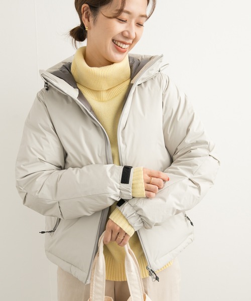 NANGA（ナンガ）の「『別注』NANGA×DOORS　AURORA TEX DOWN PARKA（ダウンジャケット/コート・レディース・アイボリー/チャコールグレー・MEDIUM）」の13枚目の写真