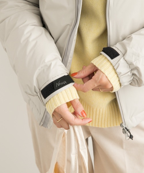 NANGA（ナンガ）の「『別注』NANGA×DOORS　AURORA TEX DOWN PARKA（ダウンジャケット/コート・レディース・アイボリー/チャコールグレー・MEDIUM）」の14枚目の写真