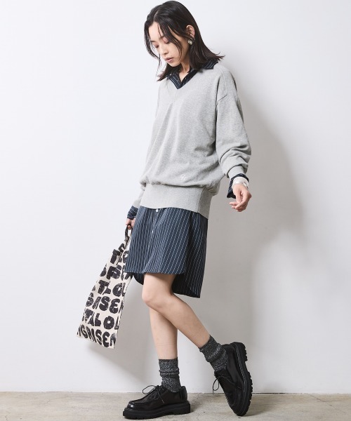CHIC STYLE(シックスタイル)の「ストライプミニシャツワンピース <大きいサイズ有>シックスタイル(ワンピース・レディース・ホワイト系/ネイビー系・M/L/LL/3L/4L/5L)」の5枚目の写真