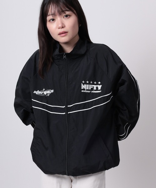 セール】【82】ワンポイント刺繍 & ラグランデザイン サイドライン