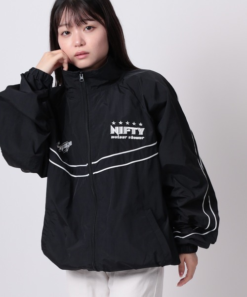 セール】【82】ワンポイント刺繍 & ラグランデザイン サイドライン