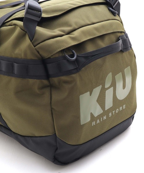 KiU(キウ)の「キウ大容量バレルバッグ(55L)(ボストンバッグ・メンズ・ベージュ/ブラック/カーキ・FREE)」の9枚目の写真
