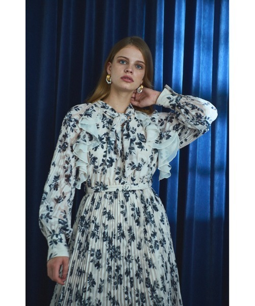 セール】Aurelia Flower Pleated Dress ラッフルタイ付きフラワー