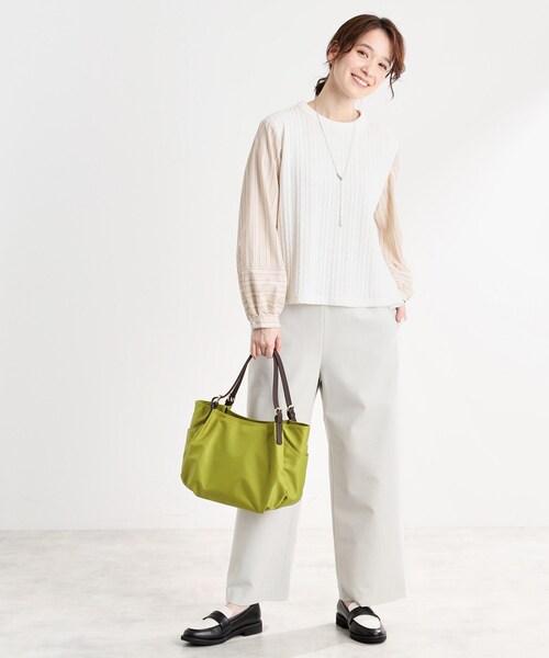 Reflect（リフレクト）の「【E‐QUALITY／しっかり収納／インナーバッグ入り／ショルダー付き】3WAYデザインバッグ（ショルダーバッグ・レディース・ネイビー系4/ベージュ系4/スモーキーグリーン系・00）」の5枚目の写真