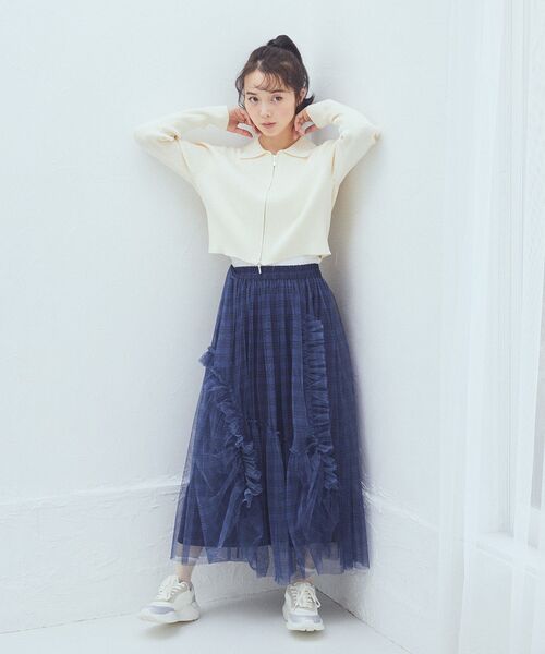earth music&ecology（アースミュージックアンドエコロジー）の「チュールアシンメトリーフリルスカート（スカート・レディース・ライトグレー/ライトベージュ/ブルー系その他3/ブラック系その他3・FREE）」の10枚目の写真