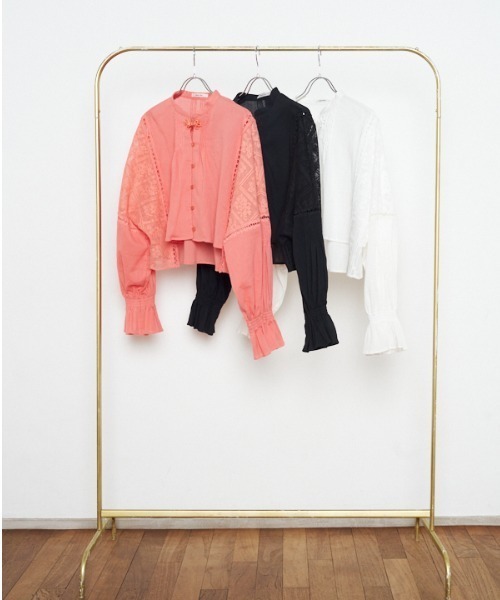 Muel Chic（ミュエルシック）の「Pam lace blouse  パムレースブラウス（シャツ/ブラウス・レディース・ホワイト/コーラルピンク/ブラック・FREE）」の5枚目の写真