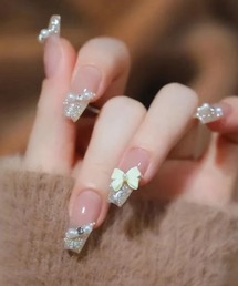 Lace Ladies（レースレディース）の「3D パール リボン フレンチ ネイルチップ セット（ネイルシール/ネイルチップ）」