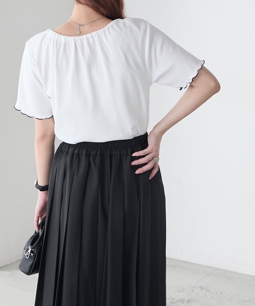BONLECILL(ボンルシール)の「リボンネック配色メロウリブT(Tシャツ/カットソー・レディース・レッド/ブラック×ホワイト/ネイビー系1/オフホワイト/チャコールグレー・FREE)」の9枚目の写真