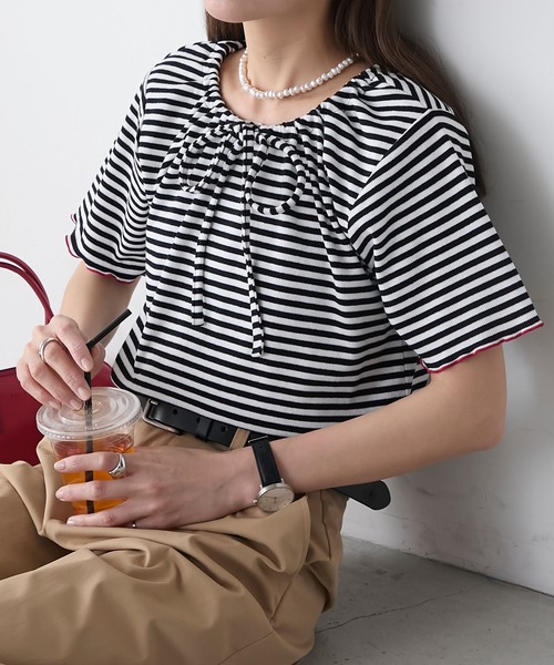 BONLECILL(ボンルシール)の「リボンネック配色メロウリブT(Tシャツ/カットソー・レディース・レッド/ブラック×ホワイト/ネイビー系1/オフホワイト/チャコールグレー・FREE)」の16枚目の写真