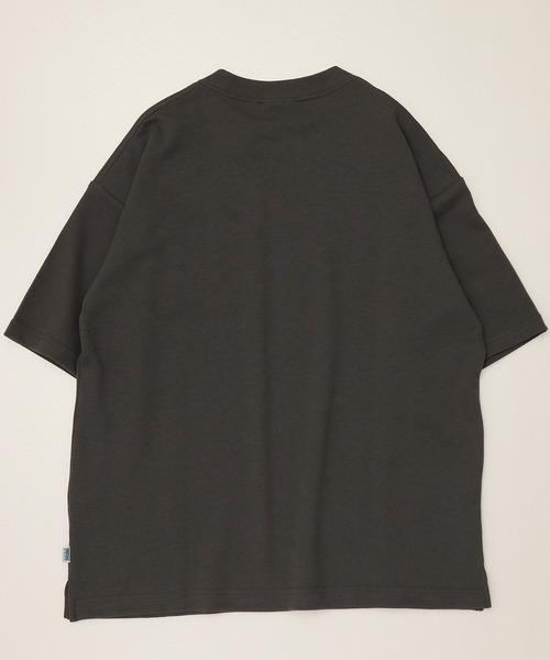 DISCUS ATHLETIC（ディスカス　アスレチック）の「【DISCUS ATHLETIC/ディスカス アスレチック】COOL MAX/クールマックス 無地/ポケット付き 半袖Tシャツ（Tシャツ/カットソー・レディース・ブラック/グレイッシュベージュ/ピンクベージュ/ホワイト/スミクロ/オートミール/ネイビー/ダークブルー・M/L/XL）」の11枚目の写真