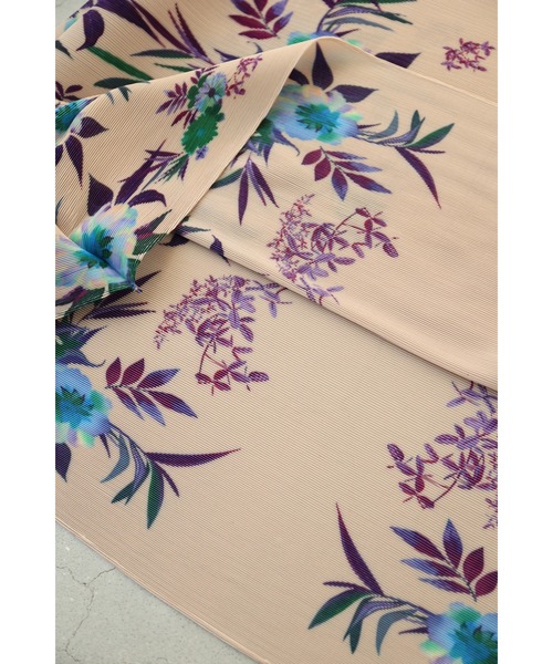 優美な花咲き誇るアコーディオンプリーツロングワンピース（ワンピース