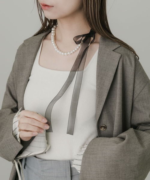 SMELLY(スメリー)の「シアーリボンパールネックレス(ネックレス・レディース・ブラック系その他・-)」の3枚目の写真