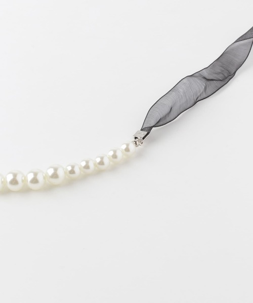 SMELLY(スメリー)の「シアーリボンパールネックレス(ネックレス・レディース・ブラック系その他・-)」の11枚目の写真