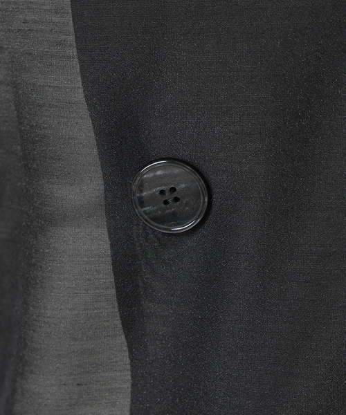 La TOTALITE(ラトータリテ)の「【洗える】ウォッシャブルシアージャケット(テーラードジャケット・レディース・ベージュ/ブラック/チャコールグレー・36/38)」の16枚目の写真