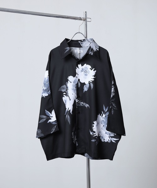 NILWAY（ニルウェイ）の「ドレープーサマーオーバーサイズドルマンレギュラーカラーシャツ（シャツ/ブラウス・メンズ・ネイビー/ライトグレー/ブラック/ブラック系/ブルー/ダークグリーン/オフホワイト/グレー系/チャコールグレー/ネイビー系/ホワイト系・LARGE/MEDIUM）」の5枚目の写真