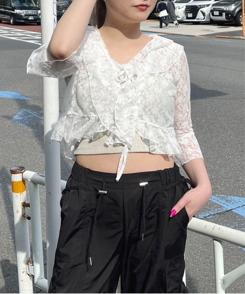 one way（ワンウェイ）の「レースフリルカーディガン（カーディガン/ボレロ・レディース・ベージュ/ホワイト/ブラック・FREE）」の4枚目の写真