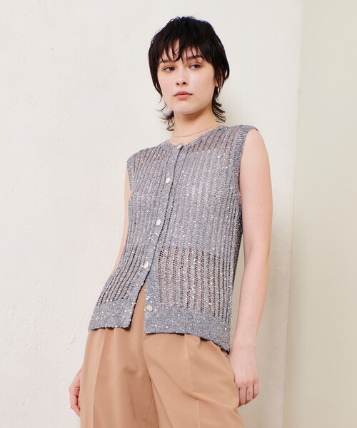allureville(アルアバイル)の「スパンコールメッシュプルオーバー(ニット/セーター・レディース・グレー系その他/オフホワイト/ブラック・2)」の14枚目の写真