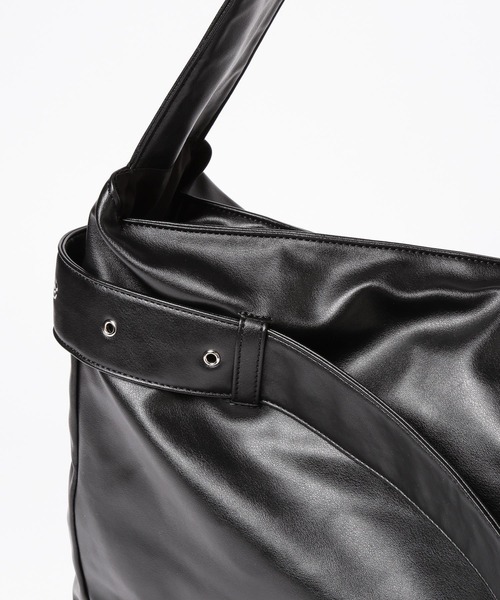 HARE（ハレ）の「タスキベルトショルダーBAG(HARE)（ショルダーバッグ・メンズ・ブラック/グレー系その他・FREE）」の11枚目の写真