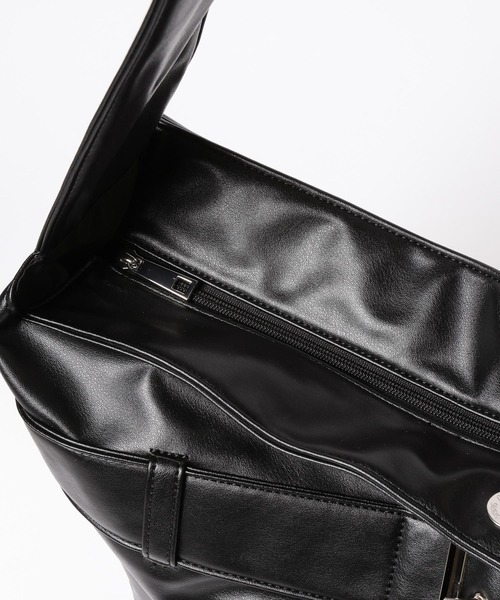 HARE（ハレ）の「タスキベルトショルダーBAG(HARE)（ショルダーバッグ・メンズ・ブラック/グレー系その他・FREE）」の18枚目の写真