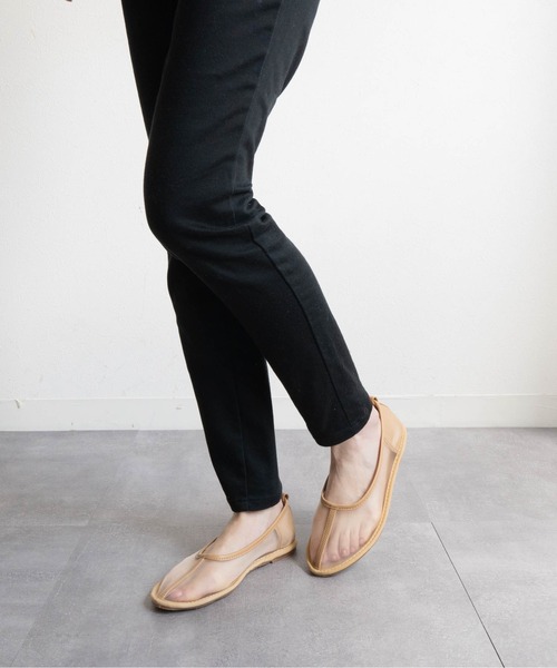 Fabby fabby(ファビィーファビィー)の「メッシュシアーフラットシューズ(パンプス・レディース・ブラック/ベージュ・LARGE/MEDIUM/SMALL)」の22枚目の写真