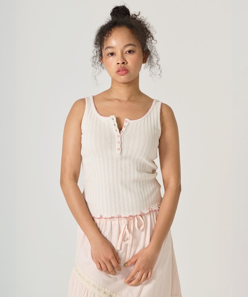 TINA:JOJUN(ティーナジョジュン)の「ヘンリーネック タンクトップ TINA:JOJUN(タンクトップ・レディース・アイボリー/ベビーピンク・M)」の3枚目の写真