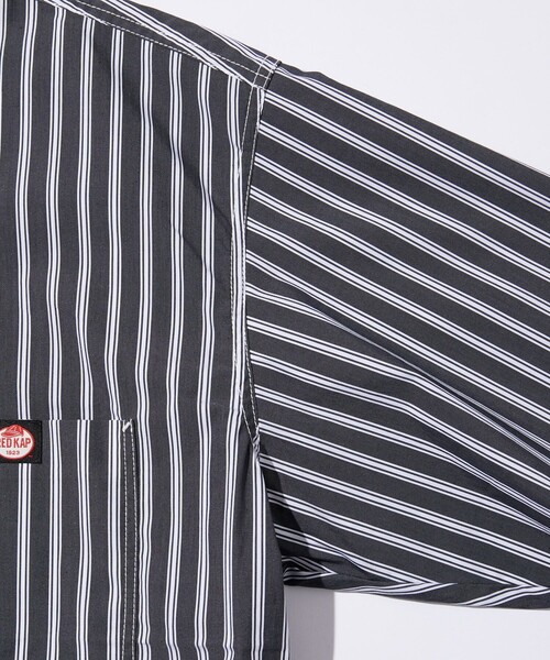 RED KAP(レッドキャップ)の「RED KAP/レッドキャップ 別注 リラックスフィット ハーフジップ ワンポイントロゴ 半袖ワークシャツ/SP H/Z SS SHIRT/チェック/ストライプ(シャツ/ブラウス・メンズ・ホワイト系/ブルー/ストライプ/サックスブルー/チャコールグレー・LARGE/MEDIUM)」の9枚目の写真