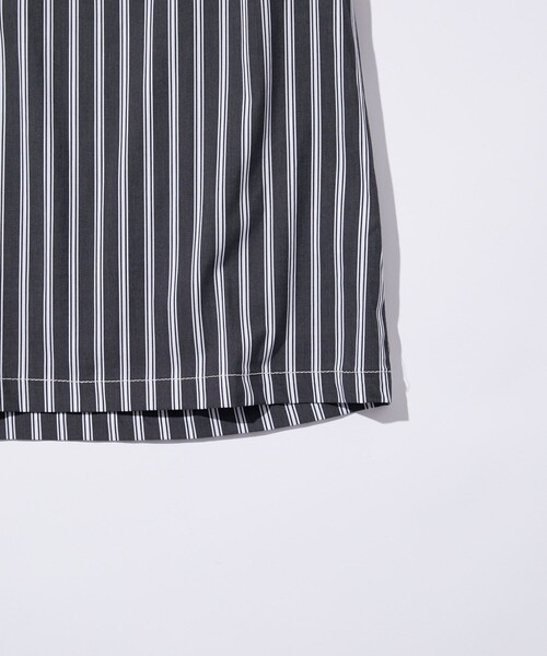 RED KAP(レッドキャップ)の「RED KAP/レッドキャップ 別注 リラックスフィット ハーフジップ ワンポイントロゴ 半袖ワークシャツ/SP H/Z SS SHIRT/チェック/ストライプ(シャツ/ブラウス・メンズ・ホワイト系/ブルー/ストライプ/サックスブルー/チャコールグレー・LARGE/MEDIUM)」の11枚目の写真