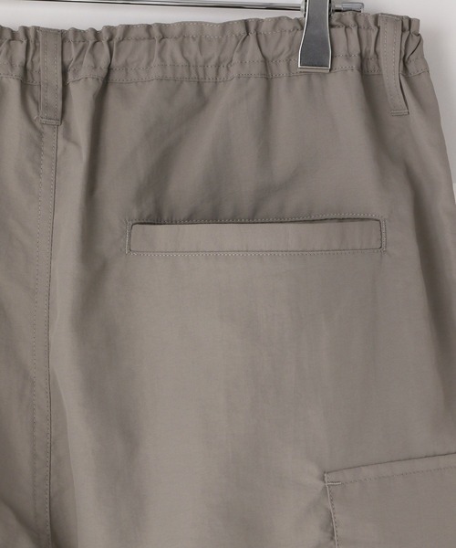 LOWRYS FARM（ローリーズファーム）の「ナイロンカーゴショーツ　 455562（カーゴパンツ・メンズ・ブラック/グレー・LARGE/MEDIUM）」の16枚目の写真