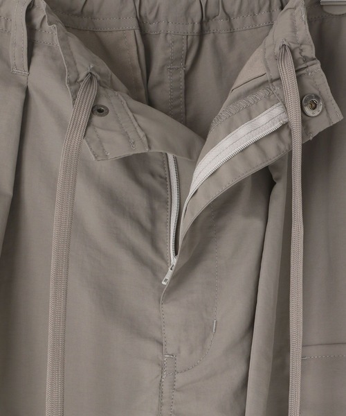 LOWRYS FARM（ローリーズファーム）の「ナイロンカーゴショーツ　 455562（カーゴパンツ・メンズ・ブラック/グレー・LARGE/MEDIUM）」の17枚目の写真