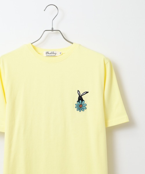 FUNALIVE(ファンアライブ)の「SHABBY プリント半袖Tシャツ unisex(Tシャツ/カットソー・メンズ・サックスブルー/ネイビー/ブラック系1/ブラック系2/イエロー系1/イエロー/オレンジ/アイボリー系1/ネイビー系1/アイボリー/ホワイト系2/ホワイト系1/ブラック/サックスブルー系1/オレンジ系1/オフホワイト・S/M/LL/L)」の13枚目の写真