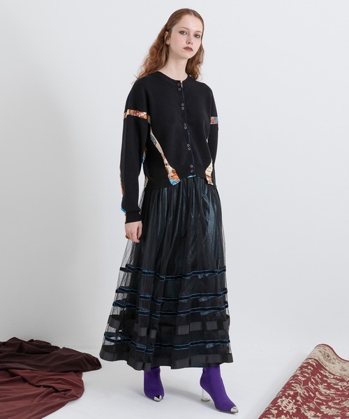 AULA AILA（アウラアイラ）の「スカーフプリント2WAYニット（スウェット・レディース・ブラック/レッド/ネイビー・0）」の20枚目の写真