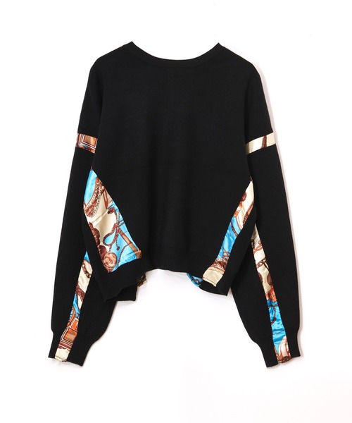 AULA AILA（アウラアイラ）の「スカーフプリント2WAYニット（スウェット・レディース・ブラック/レッド/ネイビー・0）」の15枚目の写真