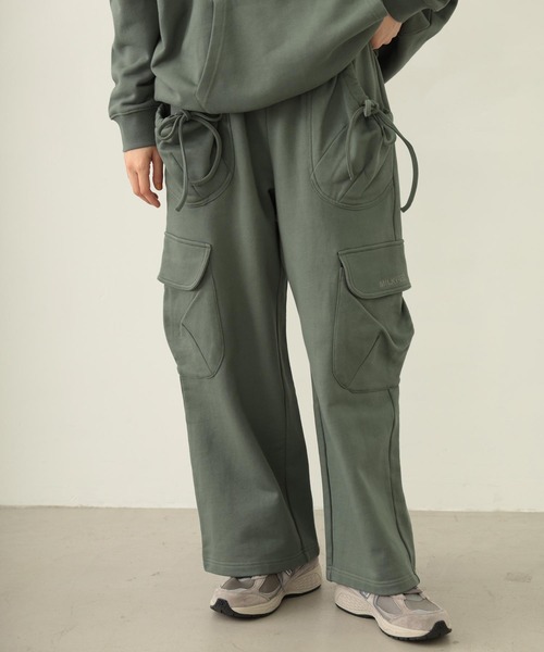 セール】GATHERED POCKET SWEAT CARGO PANTS（スウェットパンツ