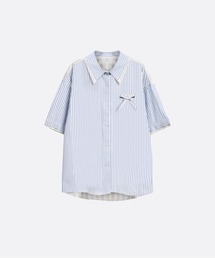 U:UME ブルーのデザインシャツ　ブラウス　おしゃれ　可愛い　ユーム U:UME（ユーム）の「Stripe Design Shirt（シャツ/ブラウス