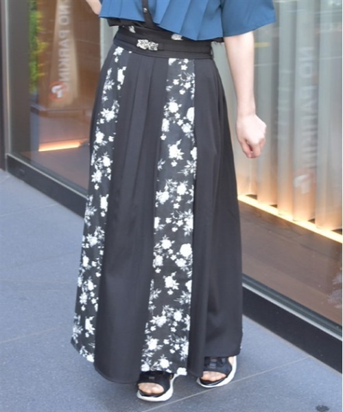 axes femme(アクシーズファム)の「ローズベルト付ジャカードスカート(スカート・レディース・グリーン/ブラック/サックスブルー・FREE)」の2枚目の写真