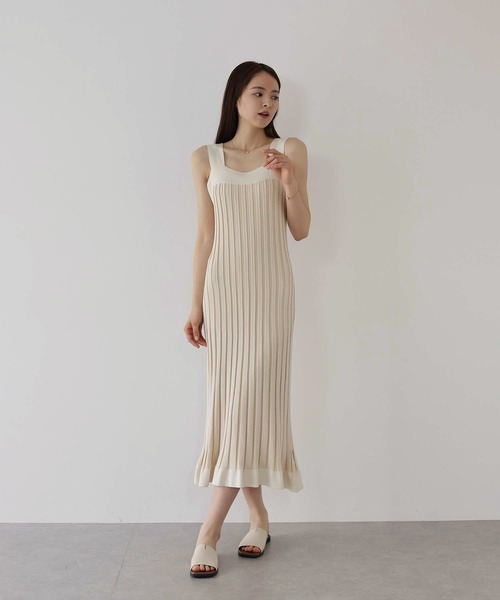J by blue(ジェイバイブルー)の「ワイドリブマーメイドワンピース(ワンピース・レディース・グレー/ベージュ・MEDIUM)」の2枚目の写真