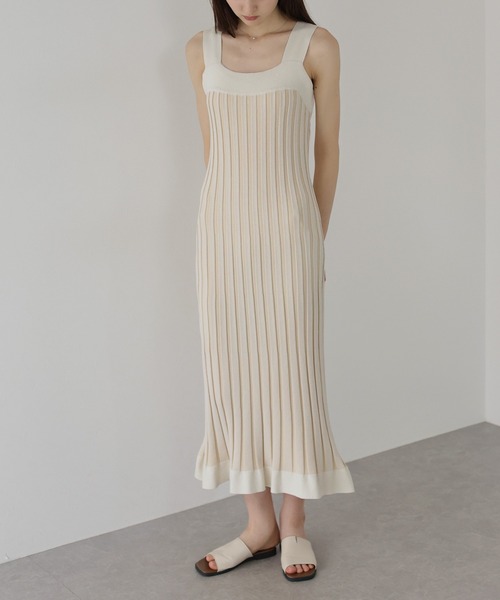 J by blue(ジェイバイブルー)の「ワイドリブマーメイドワンピース(ワンピース・レディース・グレー/ベージュ・MEDIUM)」の6枚目の写真