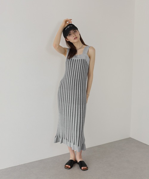 J by blue(ジェイバイブルー)の「ワイドリブマーメイドワンピース(ワンピース・レディース・グレー/ベージュ・MEDIUM)」の10枚目の写真