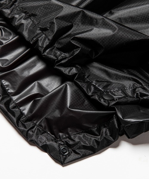 meanswhile（ミーンズワイル）の「Cordura Ripstop Packable Poncho（ポンチョ・メンズ・ブラック/グレー・FREE）」の7枚目の写真