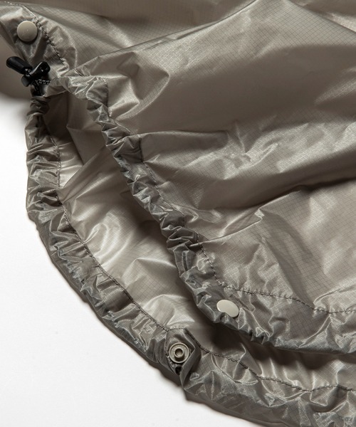 meanswhile（ミーンズワイル）の「Cordura Ripstop Packable Poncho（ポンチョ・メンズ・ブラック/グレー・FREE）」の17枚目の写真