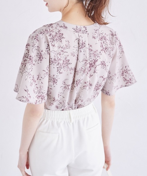 tocco closet(トッコ クローゼット)の「パール釦Vネックフレアスリーブブラウス(シャツ/ブラウス・レディース・オフホワイト/ピンク/ホワイト・M)」の19枚目の写真