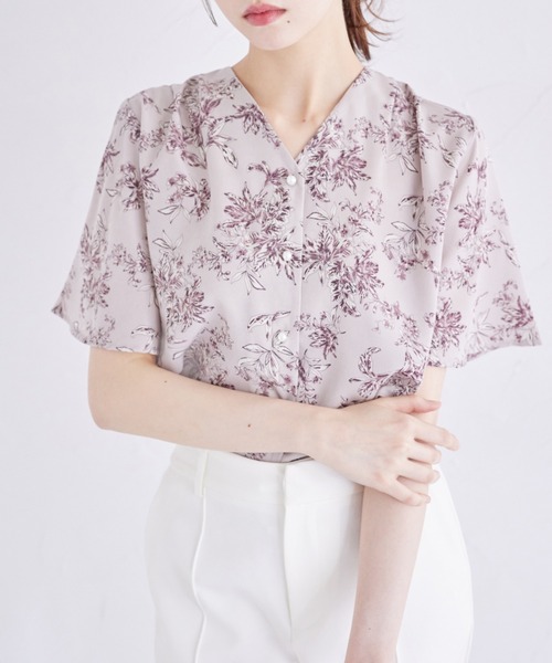 tocco closet(トッコ クローゼット)の「パール釦Vネックフレアスリーブブラウス(シャツ/ブラウス・レディース・オフホワイト/ピンク/ホワイト・M)」の17枚目の写真