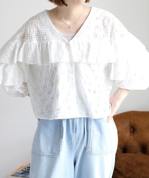 cepo（セポ）の「フリルデザインレースシャツ（シャツ/ブラウス・レディース・ブラウン/オフホワイト・M）」の8枚目の写真